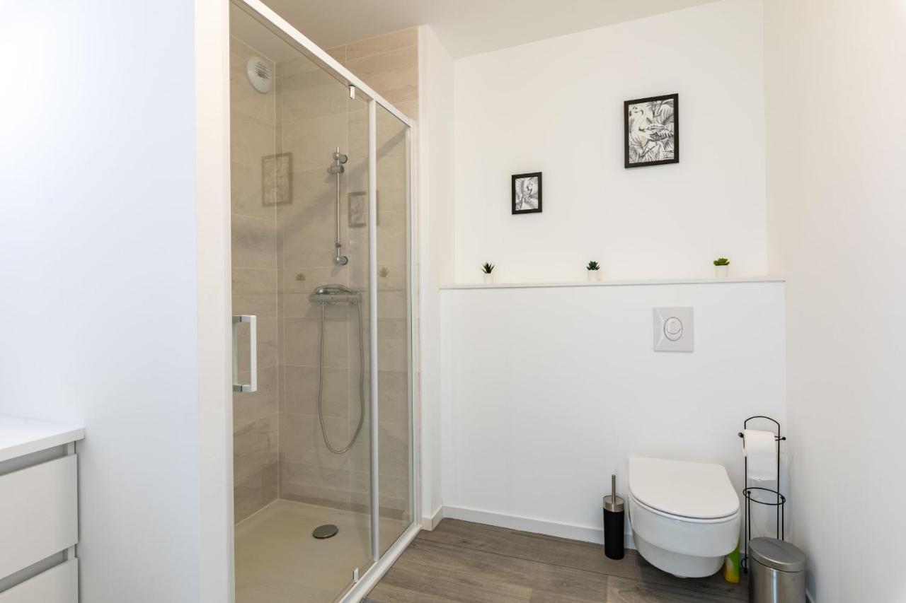 L'Ecume - Studio Moderne Avec Grand Balcon Et Place De Parking Apartamento Dinard Exterior foto