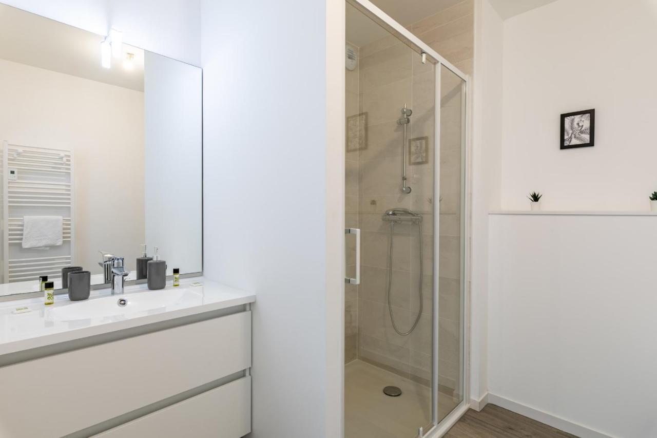 L'Ecume - Studio Moderne Avec Grand Balcon Et Place De Parking Apartamento Dinard Exterior foto
